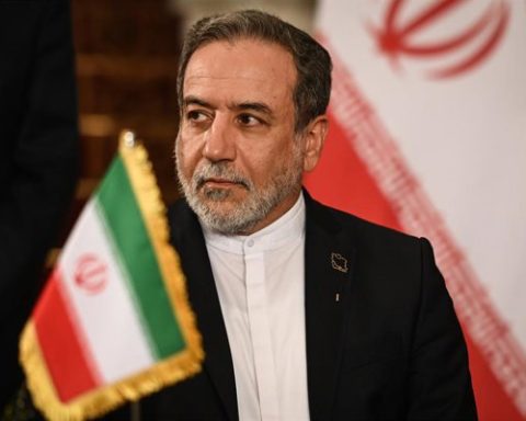 Iran sostiene que sigue en contacto con EEUU a pesar.jpg