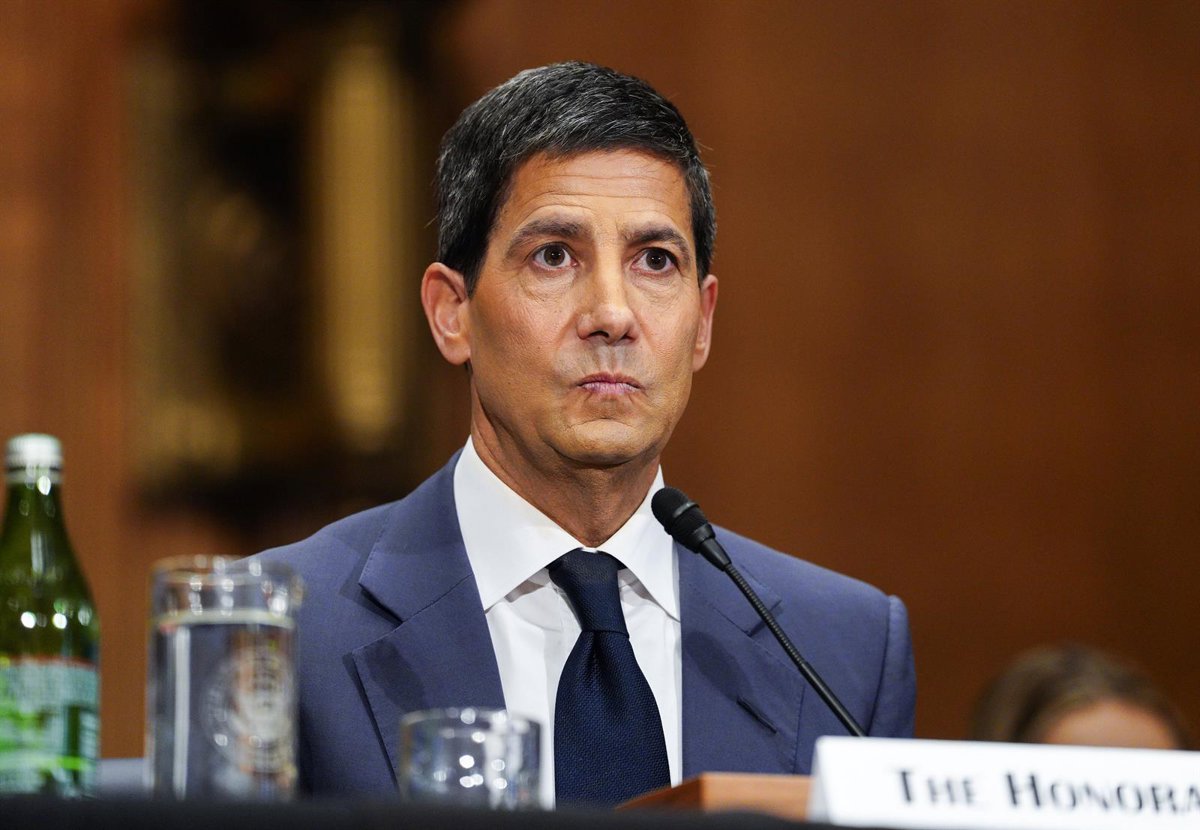 Kevin Warsh asume como presidente de la Reserva Federal en Estados Unidos
