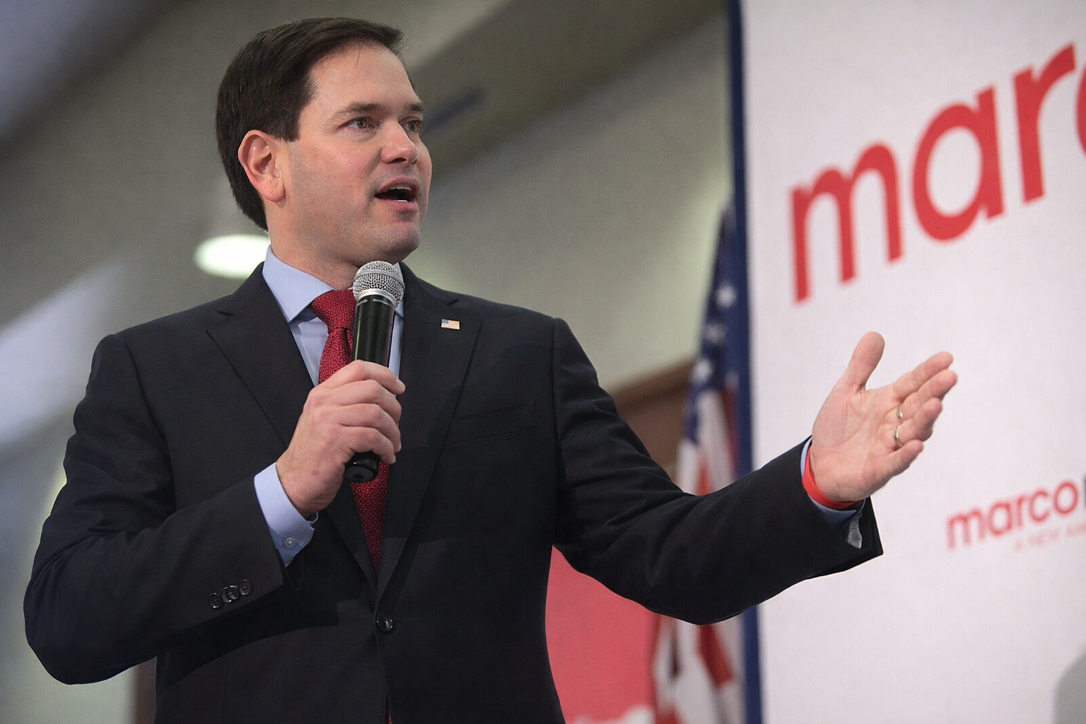 Senador Marco Rubio critica el veto de España a la OTAN